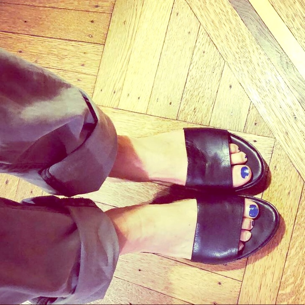 Klik leather slides size 8